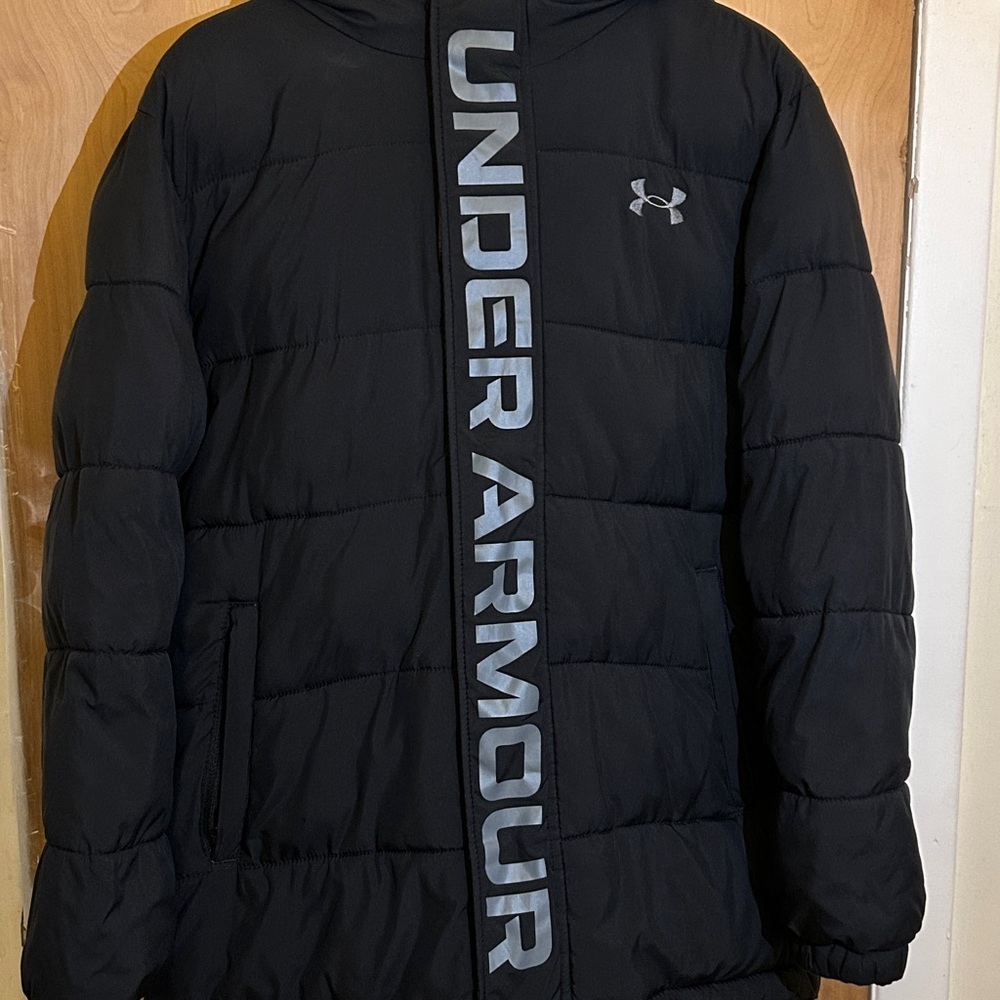 Under Armour Black Hooded Puffer Coat - Picture 3 of 15